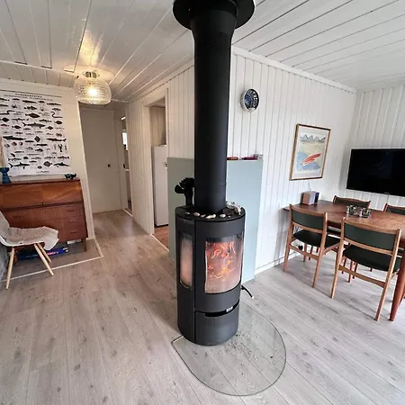 Prázdninový dům 5 Person In Klokkarvik